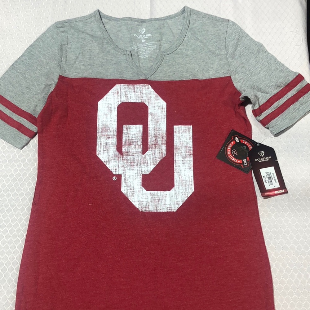Brand NWT Oklahoma t shirt